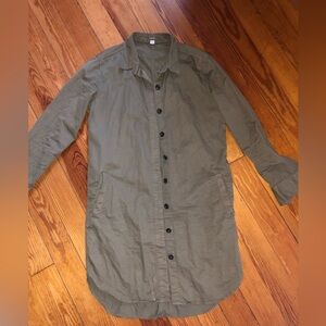 Closed brand Size small long army green coat